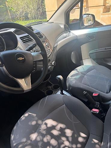 Транспорт: Chevrolet Spark LT hatchback - Korpus: 5 qapılı kompakt hatchback — 9