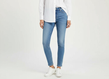 holister spodnie: Hollister, Jeansy damskie, rozmiar XS