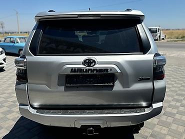 alba: Toyota 4Runner: 2022 г., 0.4 л, Автомат, Бензин, Внедорожник — 5