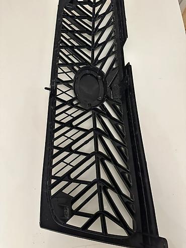 Pəncərələr: Toyota üçün ön radiator barmaqlığı 100 lük satışda — 2