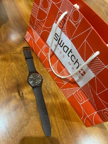 Qol saatı, Swatch, rəng - Qara