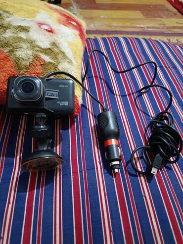 Видеорегистраторы: Видеорегистратор Б/у, На лобовое стекло, Без GPS, Без G-Sensor, Без антирадара — 3