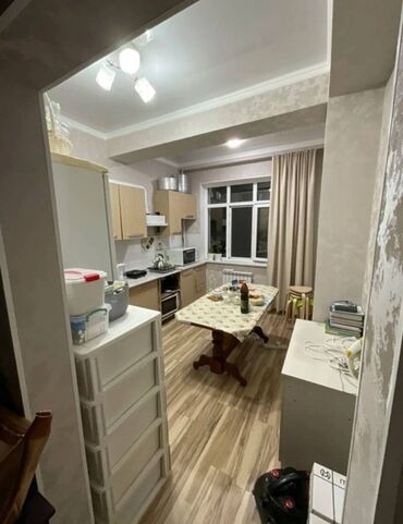 ищу квартиру дордой рынок рядом: 1 комната, 38 м², Элитка, 3 этаж, Евроремонт