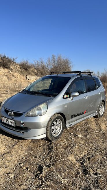 Honda: Honda Jazz: 2004 г., 1.3 л, Вариатор, Бензин, Хэтчбэк