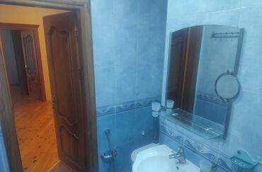 Uzunmüddətli kirayə mənzillər: Həsən əliyev tərəfdə mənzil kirayəsi üçün geniş və işıqlı 2 otaqlı — 12