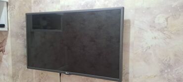 140 ekran televizor: İşlənmiş Televizor LG DLED 82" HD (1366x768), Ünvandan götürmə, Ödənişli çatdırılma