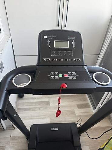 İdman və istirahət: Sundays Fitness qaçış trenajoru - Kompakt qatlanan dizayn: Asanlıqla — 5