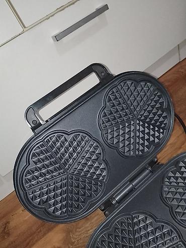 Ostali kuhinjski aparati: Aparat za vafle – dvostruki - Električni aparat sa dve velike ploče — 3