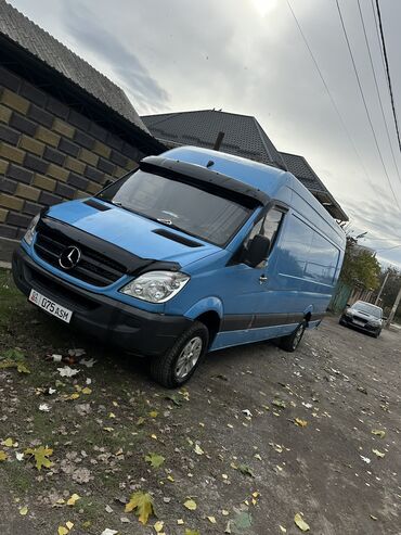 лобо машина: Легкий грузовик, Mercedes-Benz, Б/у