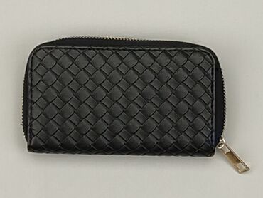 Wallets: Wallet, Female, condition - Good