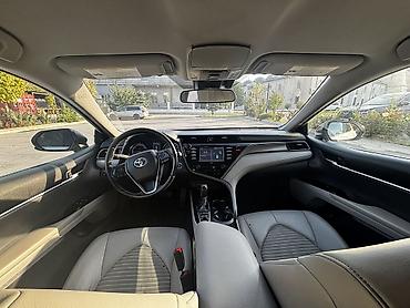 Toyota: Toyota Camry: 2020 г., 2.5 л, Вариатор, Гибрид, Седан — 5