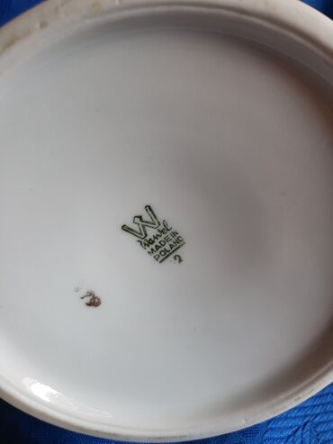 Čajnici: Bokal nov 70te Poljska wawel porcelan. Visina. 21cm na lalafo.rs — 13 Čajnici: Bokal nov 70te Poljska wawel porcelan. Visina. 21cm — 13