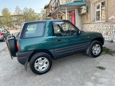 авто в москве: Toyota RAV4: 1995 г., Бензин, Кроссовер