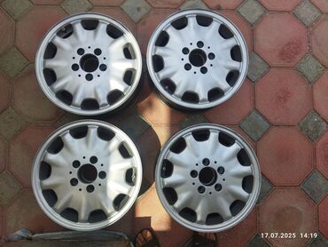 запчасти nissan patrol y61: Mersedes w202 R15 disklər. çat svarkası yoxdu. original boltları da