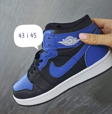 obuća kragujevac: Nike AIR Jordan
Br 41 i 45
Novo Novo
Odlicna kopija