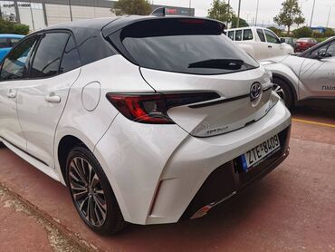 Toyota: Toyota Corolla: 1.8 l. | 2023 έ. Πούλμαν — 5