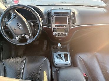аварийная внедорожник: Hyundai Santa Fe: 2009 г., 2.2 л, Автомат, Дизель, Кроссовер — 4