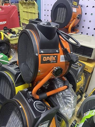 Тепловые пушки: Тепловая пушка Электрическая, более 2000 Вт, Регулировка температуры — 3