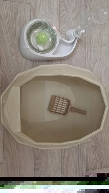 Зоотовары: Зоотовары. 
Авто кормушка и поилка фантан — 20