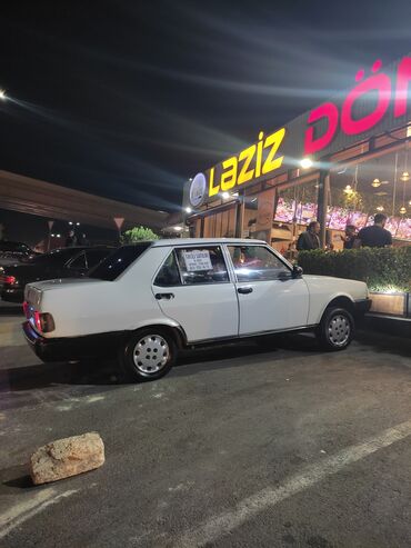 ZAZ: Model: ZAZ Tavria/Slavuta ailəsindən sedan (Azerbaycan nömrə nişanı — 3