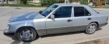eafc 25: Mercedes-Benz E-Class: 1992 г., 2.2 л, Механика, Бензин, Седан — 5