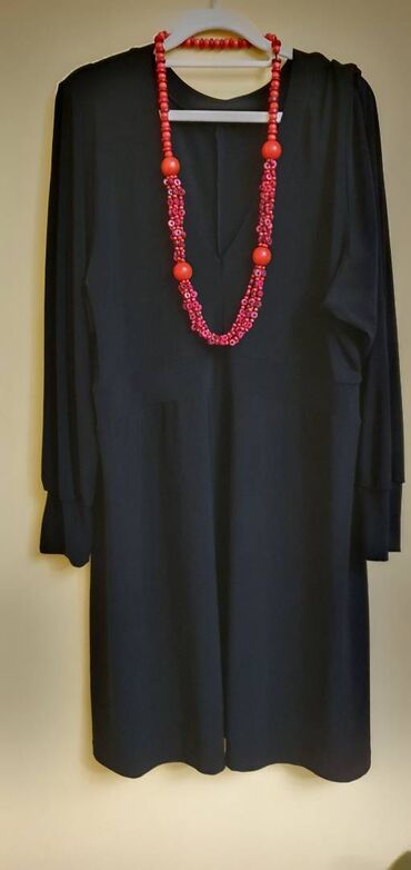 Haljine: Haljine L/XL veličina. Elegantne i svečane. Cena 900-1500din. Neke su — 4