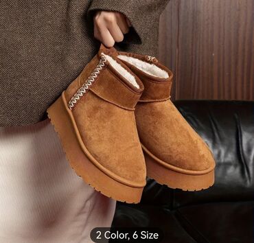 zara obuća: Ugg mini boots, 41