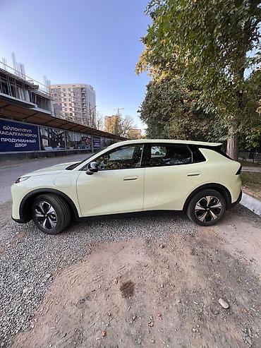 электромобиль нета: Changan Qiyuan Q05: 2026 г., 0.1 л, Автомат, Электромобиль, Кроссовер — 3