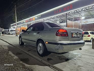 subaru outback 2 4: Volvo S40: 1998 г., 2 л, Механика, Бензин, Седан — 6
