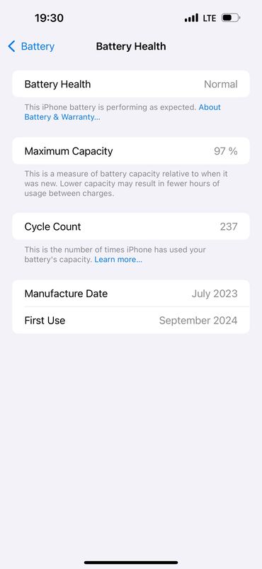 машины с российскими номерами: IPhone 15 Pro Max, Б/у, 256 ГБ, Black Titanium, Кабель, 97 %