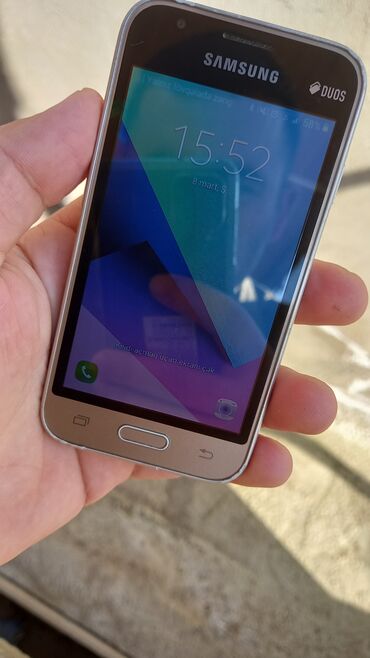 telefonlar samsung: Samsung Galaxy J1 Mini, 8 GB, rəng - Qızılı, Düyməli