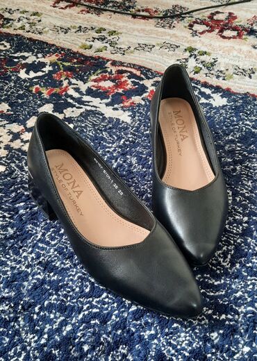 женская обувь на осень: Туфли Размер: 38, цвет - Черный