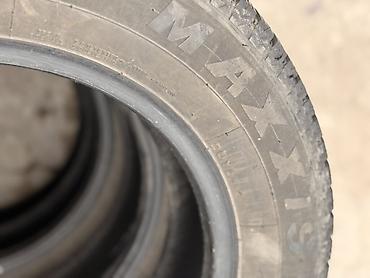 Зимние шины Maxxis Victra Snow SUV (SP-02) 205/65 R16 95T -