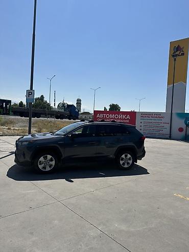 g comp: Toyota RAV4: 2019 г., 2.5 л, Автомат, Гибрид, Кроссовер — 4