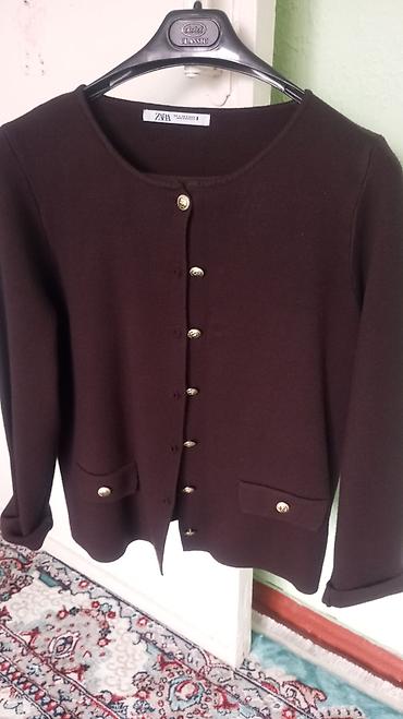 теплая вязанная кофт: Костюм-двойка ZARA цвет темный шоколад. - Верх: кардиган без — 1