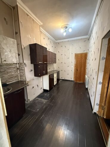 Həyət evləri və villaların satışı: 4 otaqlı, 110 kv. m, Orta təmir — 7