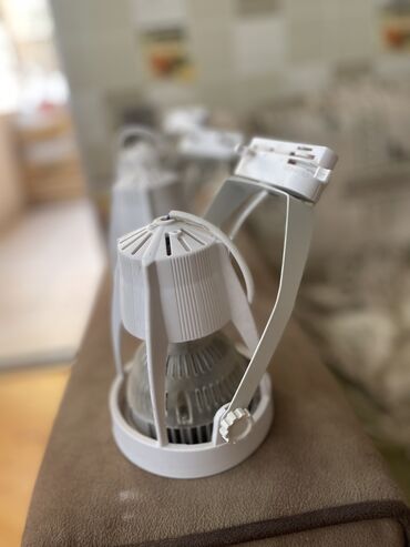 led isqlar: Led lampa