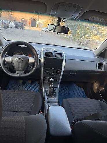prius 2016: Toyota Corolla: 2012 г., 1.6 л, Механика, Бензин, Седан — 5