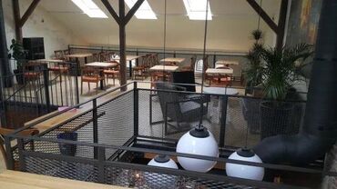 Setovi stolova i stolica: Izrada nameštaja za ugostiteljstvo Specijalizovani smo za izradu na lalafo.rs — 7 Setovi stolova i stolica: Izrada nameštaja za ugostiteljstvo Specijalizovani smo za izradu — 7