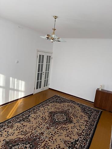 Продажа квартир: 1 комната, 35 м², Кок-Жар мкр 105 серия, 8 этаж — 3