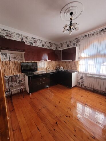 Binalar: Muxtar Hacıyevdə 8 sotda 2 mərtəbəli 10 otaqlı tam təmirli həyət evi -da lalafo.az — 19 Binalar: Muxtar Hacıyevdə 8 sotda 2 mərtəbəli 10 otaqlı tam təmirli həyət evi — 19