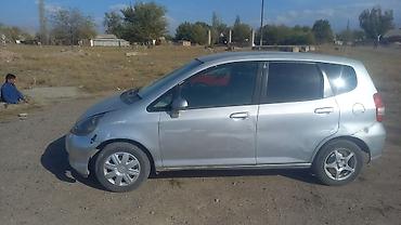 Продажа авто: Honda Fit: 2002 г., 1.5 л, Автомат, Бензин, Хэтчбэк — 2