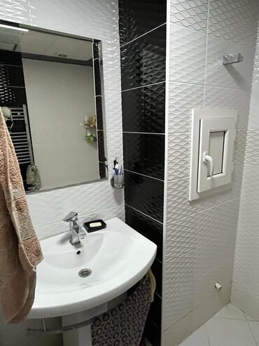 Uzunmüddətli kirayə mənzillər: 2otaqlı mənzil – rahat planlama və zövqlü interyer - Geniş qonaq — 7