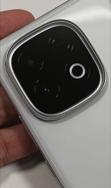 Vivo: Vivo iQOO, Б/у, 256 ГБ, цвет - Белый, 2 SIM — 2