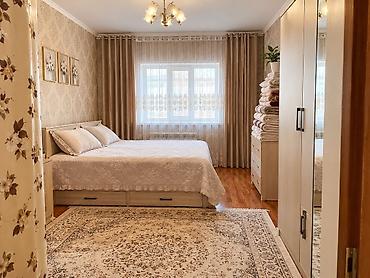 Үйлөрдү сатуу: 3 бөлмө, 150 м², 5 соток, Бишкек, Алтын-ордо ж/м Менчик ээси — 3