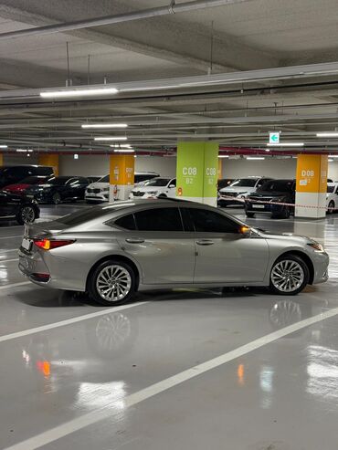 Lexus: Lexus ES: 2019 г., 2.5 л, Гибрид — 7