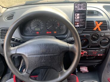 Mitsubishi: Mitsubishi Carisma: 1998 г., 1.6 л, Механика, Бензин — 10