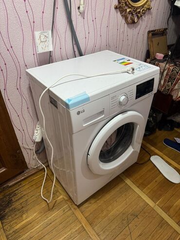 Aş qazanı: Paltaryuyan maşın LG, 7 kq, Avtomat, Qurutmasız, Kredit yoxdur