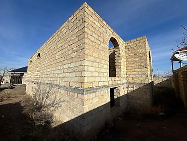 mini ev: 4 otaqlı, 170 kv. m, Təmirsiz — 2
