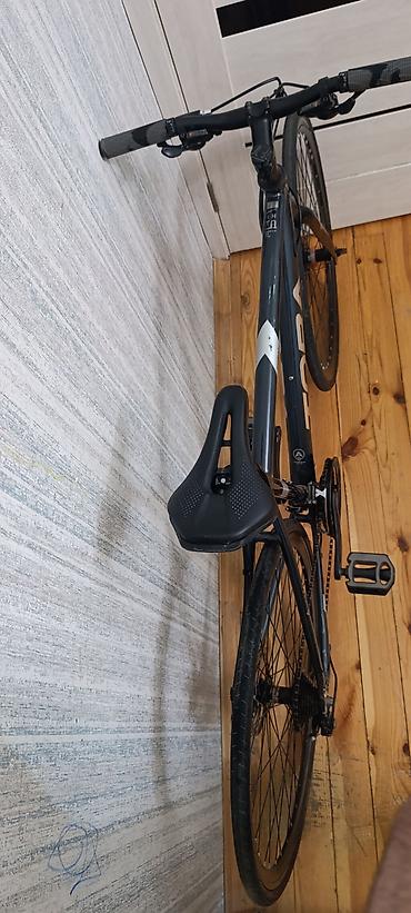 Şəhər velosipedləri: Toba markalı şəhər/fitness tipli velosiped. Yüngül və zərif görünüşlü — 10